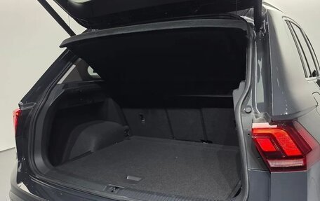 Volkswagen Tiguan II, 2021 год, 3 128 000 рублей, 21 фотография