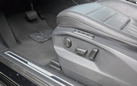 Volkswagen Tiguan II, 2023 год, 3 082 000 рублей, 20 фотография