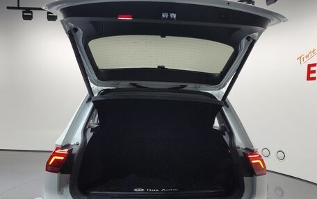Volkswagen Tiguan II, 2021 год, 3 475 000 рублей, 22 фотография