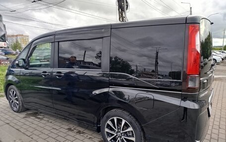 Honda Stepwgn IV, 2015 год, 1 900 000 рублей, 5 фотография