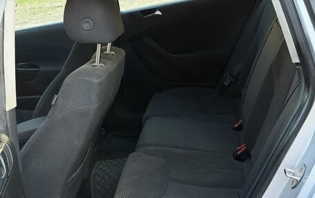 Volkswagen Passat B6, 2006 год, 550 000 рублей, 9 фотография