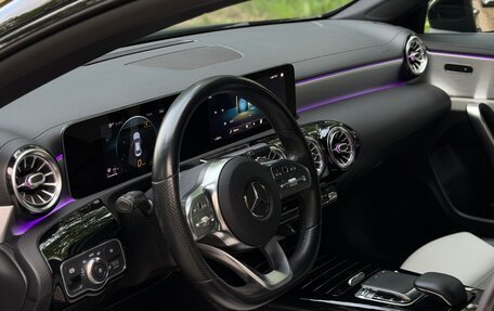 Mercedes-Benz CLA, 2019 год, 3 170 000 рублей, 24 фотография
