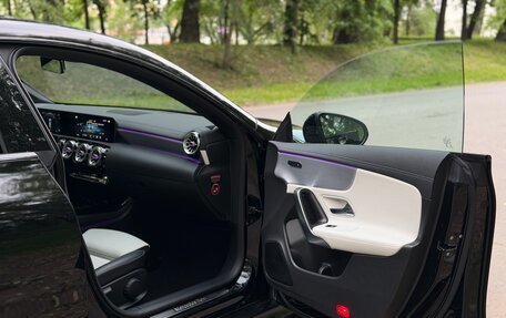 Mercedes-Benz CLA, 2019 год, 3 170 000 рублей, 33 фотография