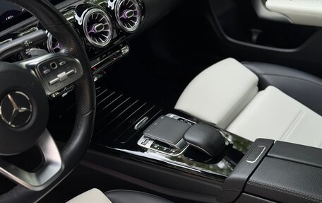 Mercedes-Benz CLA, 2019 год, 3 170 000 рублей, 28 фотография