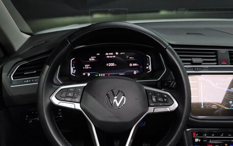 Volkswagen Tiguan II, 2023 год, 4 634 000 рублей, 9 фотография