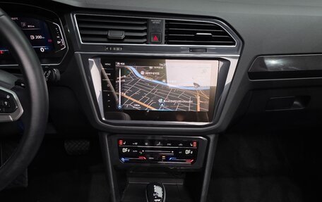 Volkswagen Tiguan II, 2023 год, 4 634 000 рублей, 10 фотография