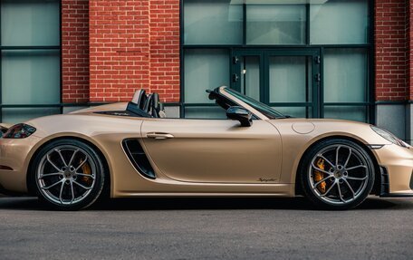 Porsche 718 Spyder, 2021 год, 18 500 000 рублей, 20 фотография