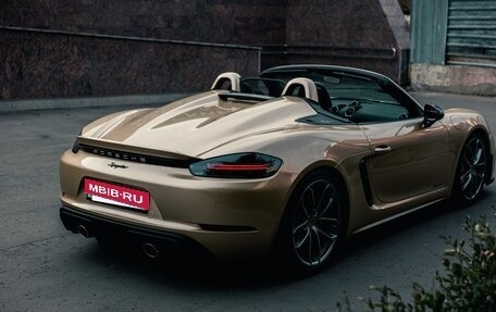 Porsche 718 Spyder, 2021 год, 18 500 000 рублей, 27 фотография