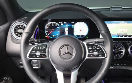 Mercedes-Benz GLB, 2022 год, 3 753 000 рублей, 10 фотография