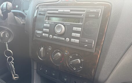 Ford Focus II рестайлинг, 2006 год, 285 000 рублей, 11 фотография