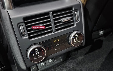 Land Rover Discovery IV, 2024 год, 8 900 000 рублей, 11 фотография