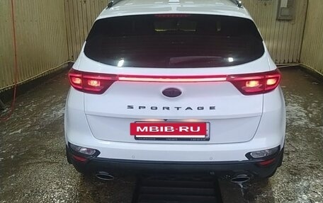 KIA Sportage IV рестайлинг, 2021 год, 2 550 000 рублей, 4 фотография