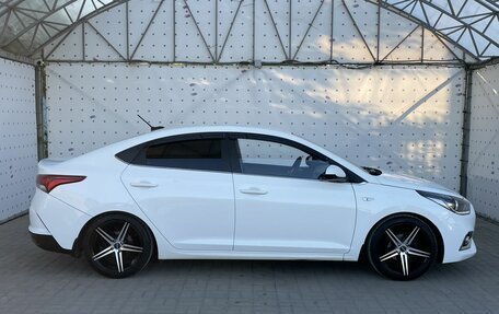 Hyundai Solaris II рестайлинг, 2017 год, 1 150 000 рублей, 9 фотография