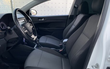 Hyundai Solaris II рестайлинг, 2017 год, 1 150 000 рублей, 11 фотография
