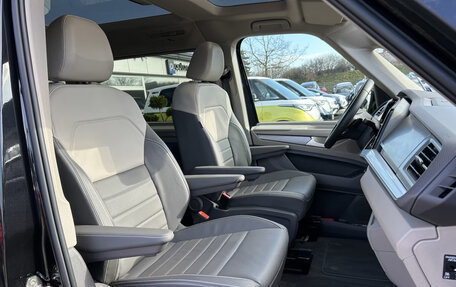 Volkswagen Multivan, 2023 год, 5 500 000 рублей, 12 фотография