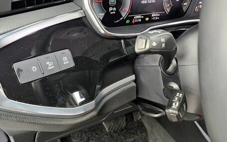 Audi Q3, 2023 год, 3 112 000 рублей, 16 фотография