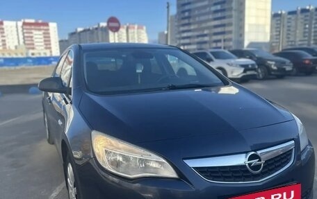 Opel Astra J, 2011 год, 750 000 рублей, 6 фотография