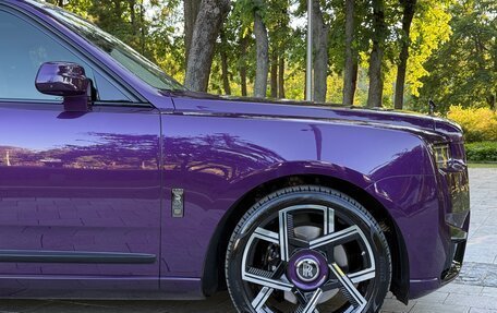 Rolls-Royce Cullinan, 2018 год, 30 900 000 рублей, 7 фотография