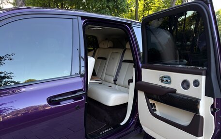Rolls-Royce Cullinan, 2018 год, 30 900 000 рублей, 16 фотография