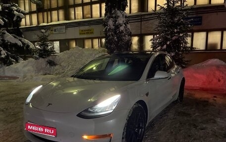 Tesla Model 3 I, 2020 год, 2 199 000 рублей, 1 фотография