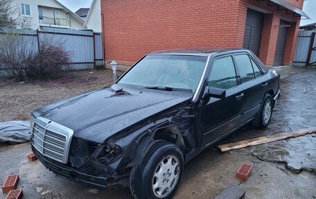 Mercedes-Benz W124, 1992 год, 130 000 рублей, 2 фотография