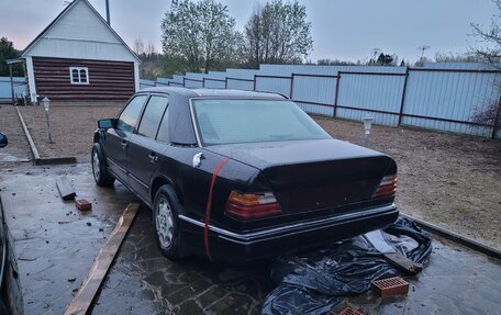 Mercedes-Benz W124, 1992 год, 130 000 рублей, 4 фотография