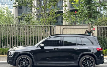 Mercedes-Benz GLB, 2022 год, 1 850 000 рублей, 3 фотография