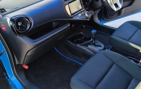Toyota Aqua I, 2017 год, 1 050 000 рублей, 8 фотография