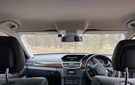 Mercedes-Benz E-Класс, 2011 год, 1 800 000 рублей, 6 фотография