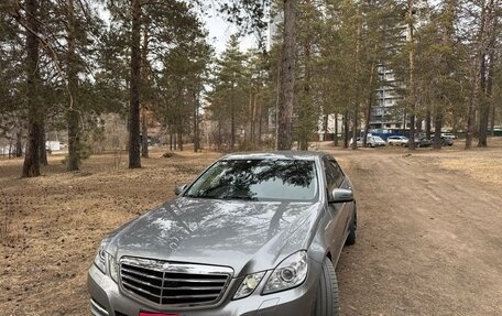 Mercedes-Benz E-Класс, 2011 год, 1 800 000 рублей, 1 фотография
