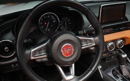Fiat 124 Spider I, 2017 год, 2 111 000 рублей, 8 фотография