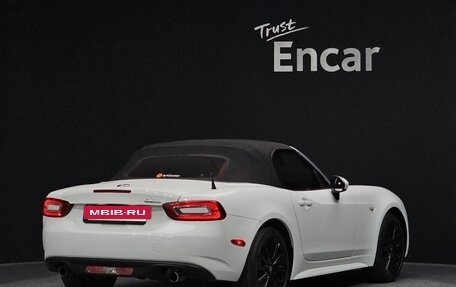 Fiat 124 Spider I, 2017 год, 2 111 000 рублей, 4 фотография