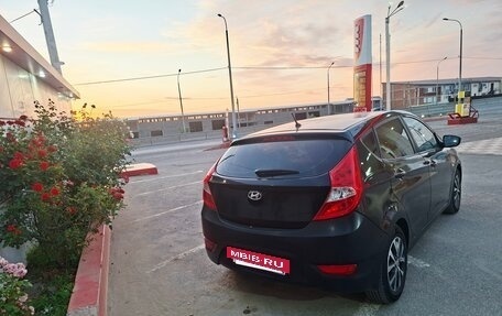 Hyundai Solaris II рестайлинг, 2013 год, 513 000 рублей, 4 фотография