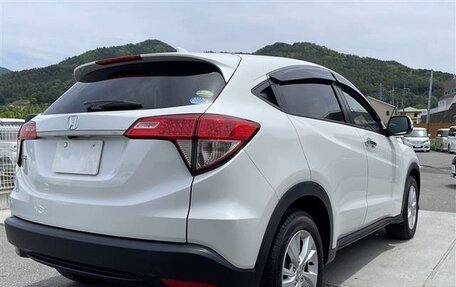 Honda Vezel, 2020 год, 1 394 000 рублей, 3 фотография