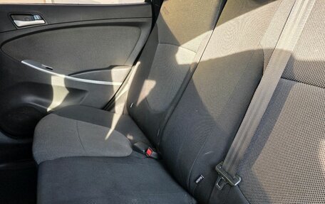 Hyundai Solaris II рестайлинг, 2011 год, 599 000 рублей, 9 фотография