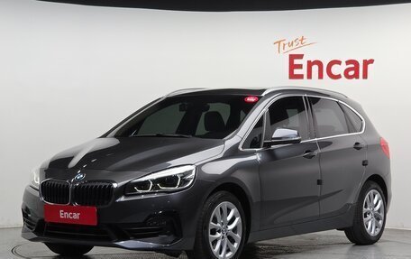 BMW 2 серия Active Tourer F45, 2020 год, 2 110 000 рублей, 1 фотография