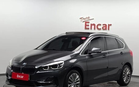 BMW 2 серия Active Tourer F45, 2020 год, 2 143 000 рублей, 1 фотография