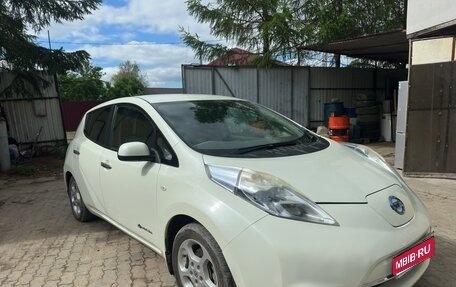 Nissan Leaf I, 2011 год, 420 000 рублей, 1 фотография