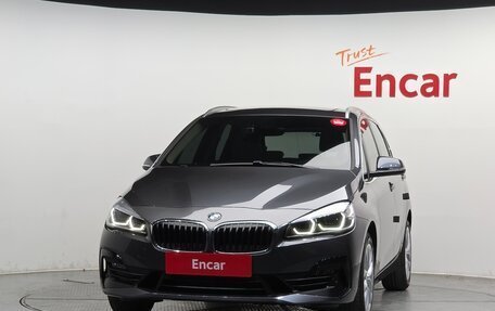 BMW 2 серия Active Tourer F45, 2020 год, 2 110 000 рублей, 2 фотография