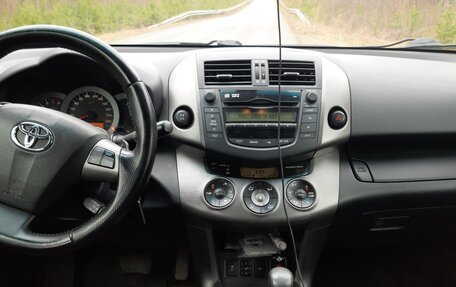 Toyota RAV4, 2011 год, 1 270 000 рублей, 8 фотография