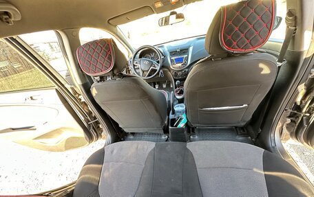 Hyundai Solaris II рестайлинг, 2011 год, 750 000 рублей, 17 фотография