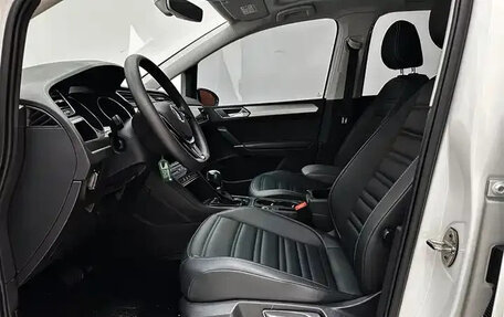 Volkswagen Touran III, 2022 год, 1 320 000 рублей, 12 фотография