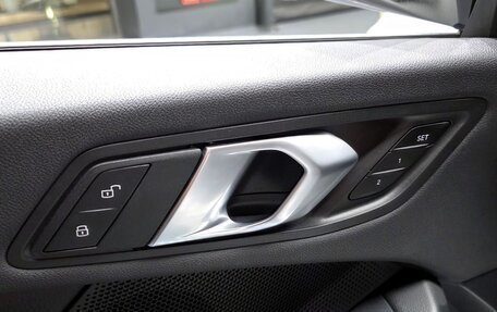 BMW 1 серия, 2020 год, 2 314 000 рублей, 20 фотография