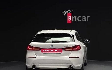 BMW 1 серия, 2020 год, 2 314 000 рублей, 3 фотография