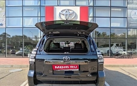 Toyota Land Cruiser Prado 150 рестайлинг 2, 2021 год, 5 850 000 рублей, 5 фотография