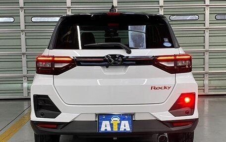 Daihatsu Rocky, 2021 год, 1 200 000 рублей, 4 фотография