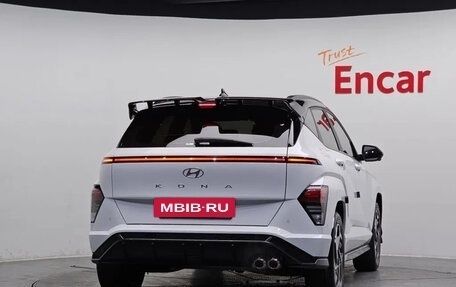 Hyundai Kona, 2023 год, 1 800 000 рублей, 4 фотография