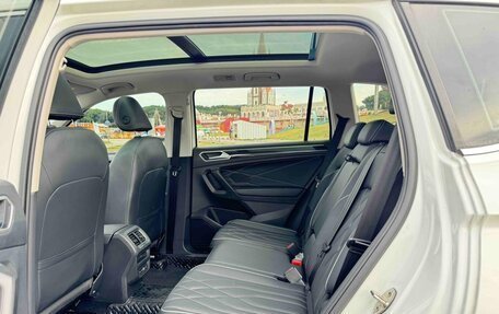 Volkswagen Tiguan II, 2022 год, 2 405 000 рублей, 10 фотография
