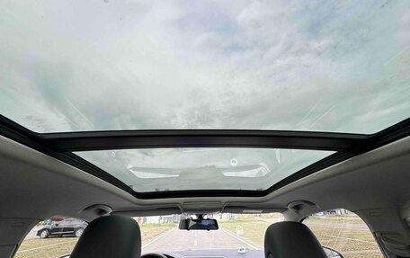 Volkswagen Tiguan II, 2022 год, 2 405 000 рублей, 11 фотография