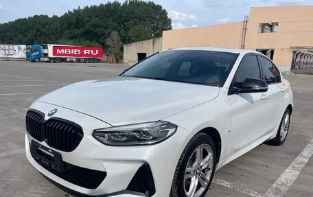 BMW 1 серия, 2022 год, 1 700 000 рублей, 1 фотография